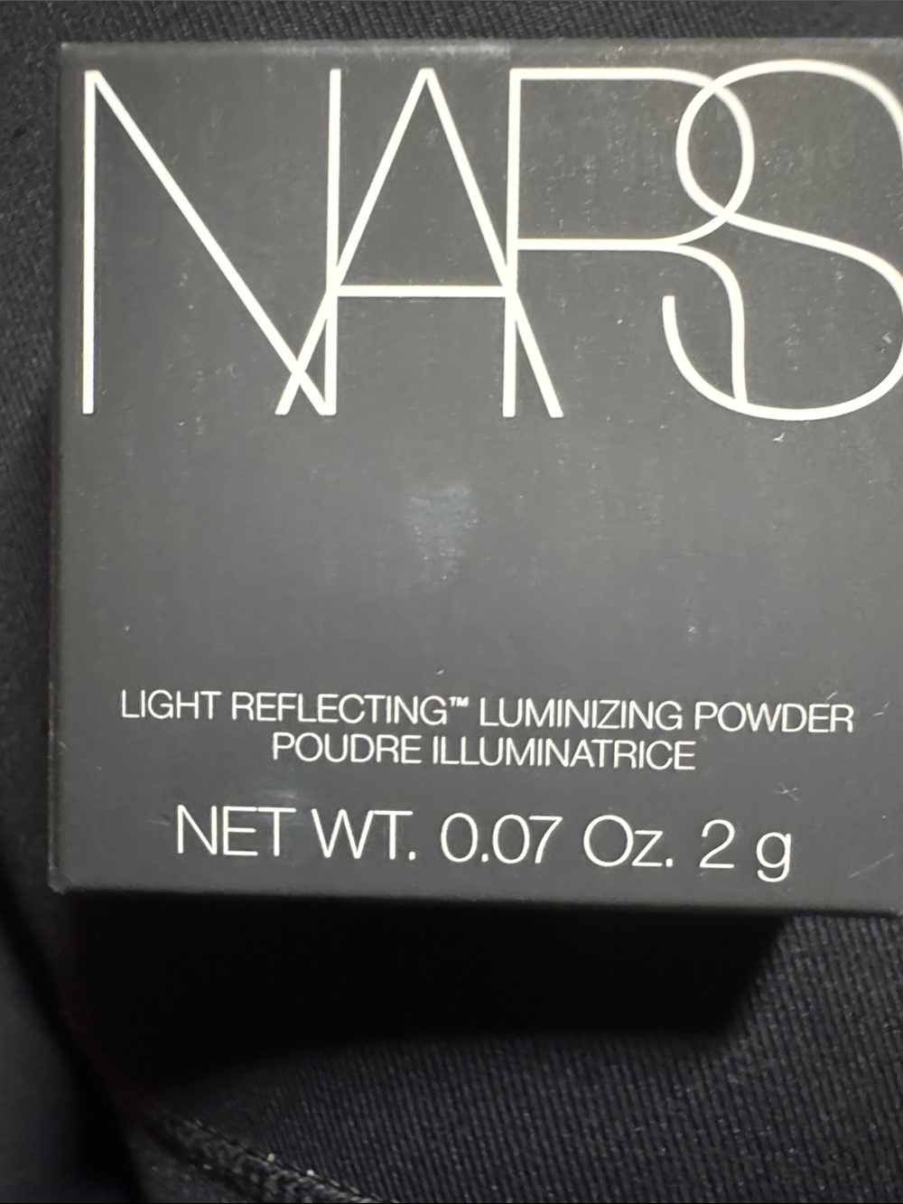NARS Light Reflecting Luminizing Powder - Black Compact